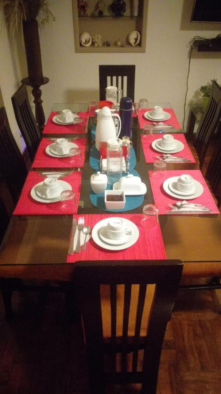 리마 Uli'S House B&B 외부 사진