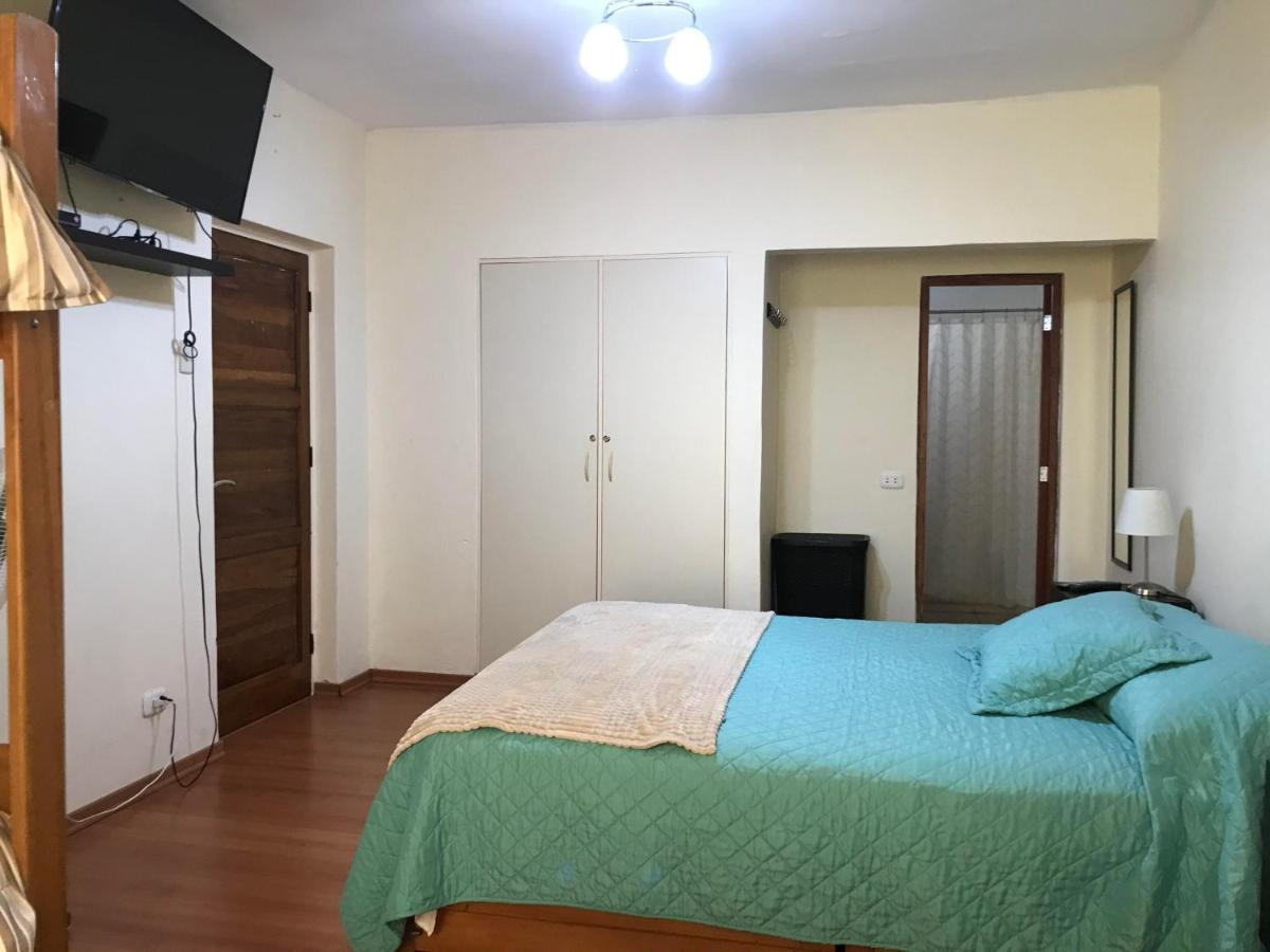리마 Uli'S House B&B 외부 사진